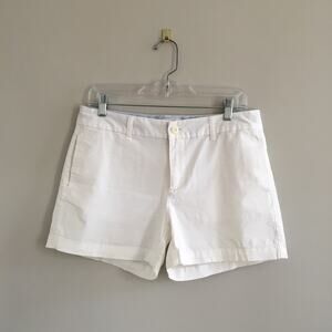 GAP White Regular Rise 4-Inch Inseam Button Pockets Cotton Chino Shorts Size 6